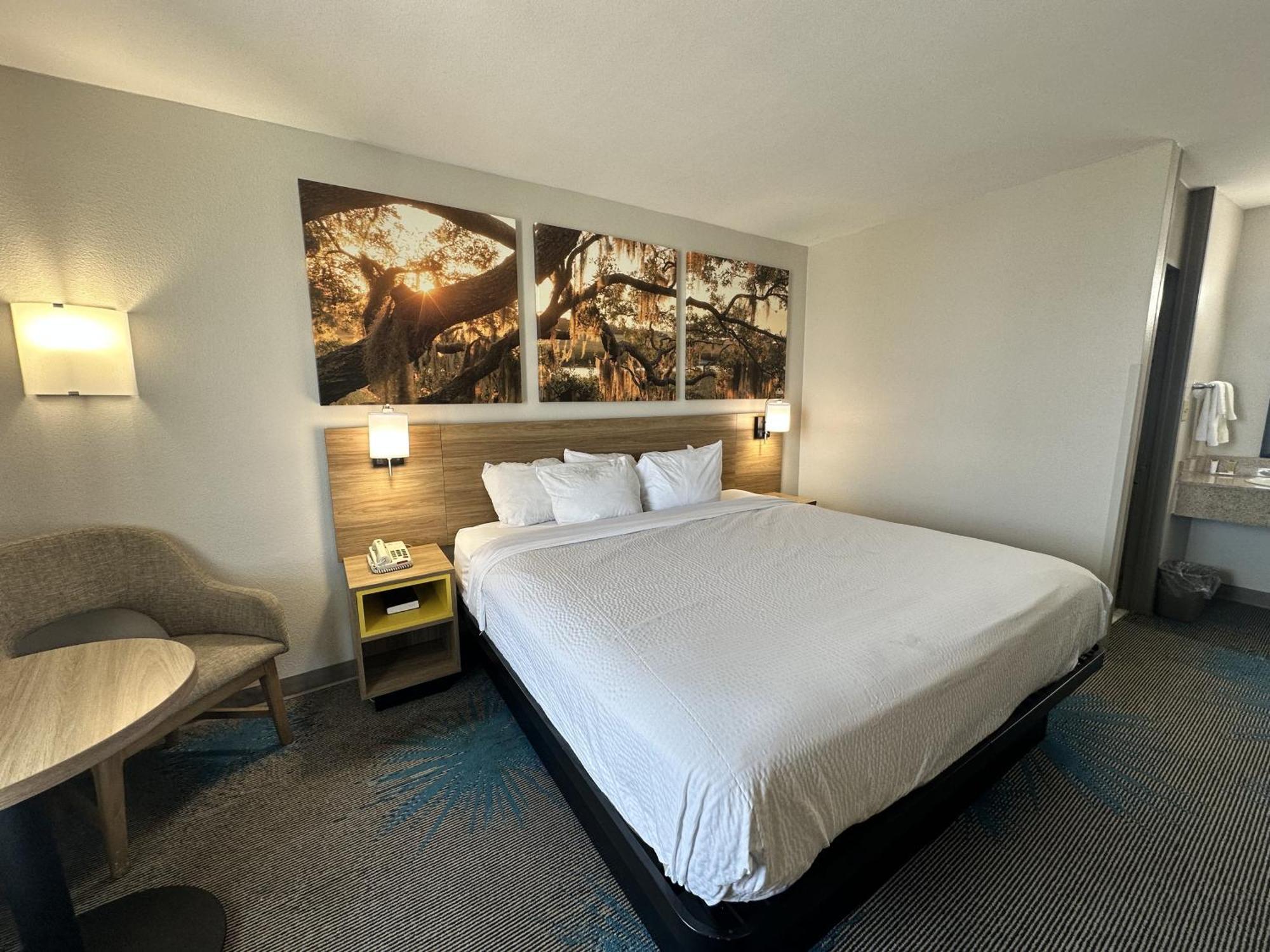 Days Inn By Wyndham Adel I-75 Zewnętrze zdjęcie
