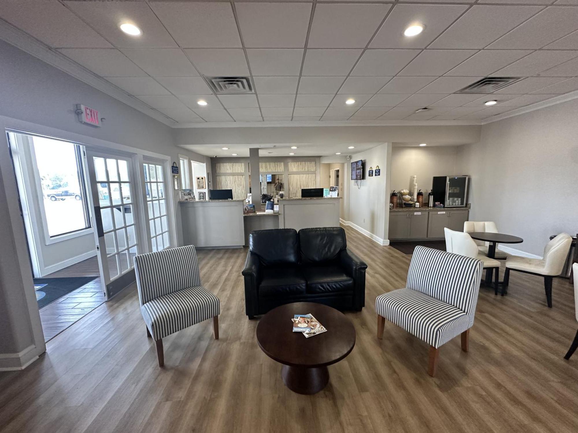 Days Inn By Wyndham Adel I-75 Zewnętrze zdjęcie
