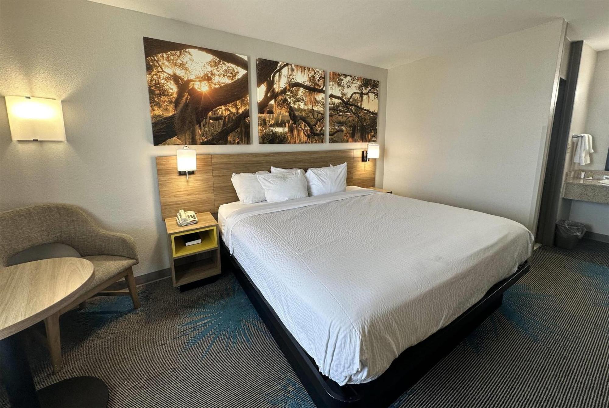Days Inn By Wyndham Adel I-75 Zewnętrze zdjęcie