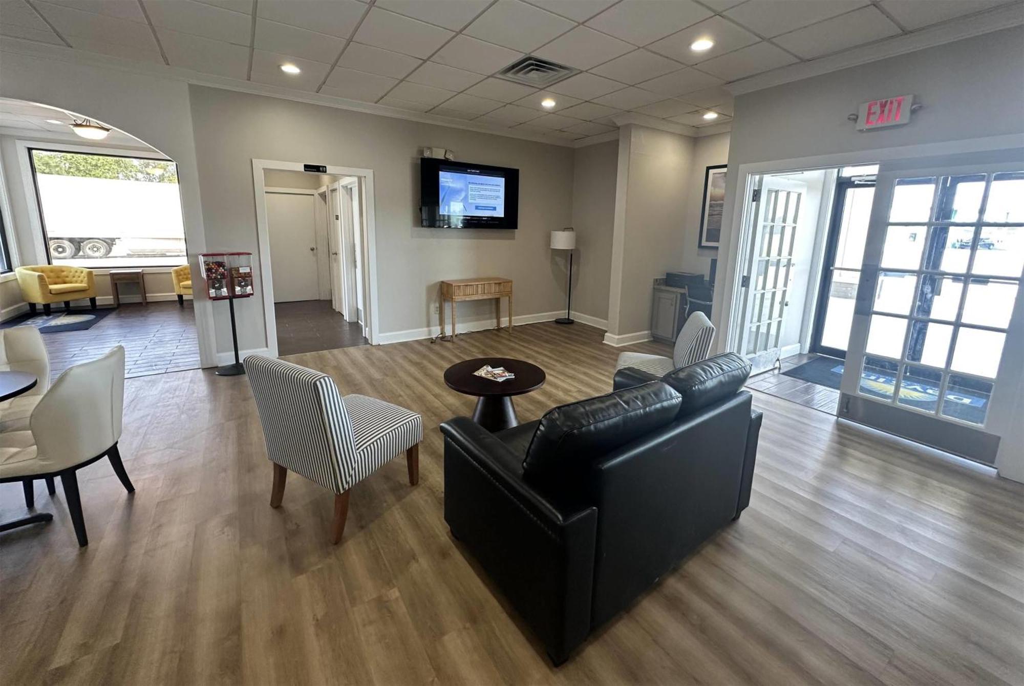 Days Inn By Wyndham Adel I-75 Zewnętrze zdjęcie