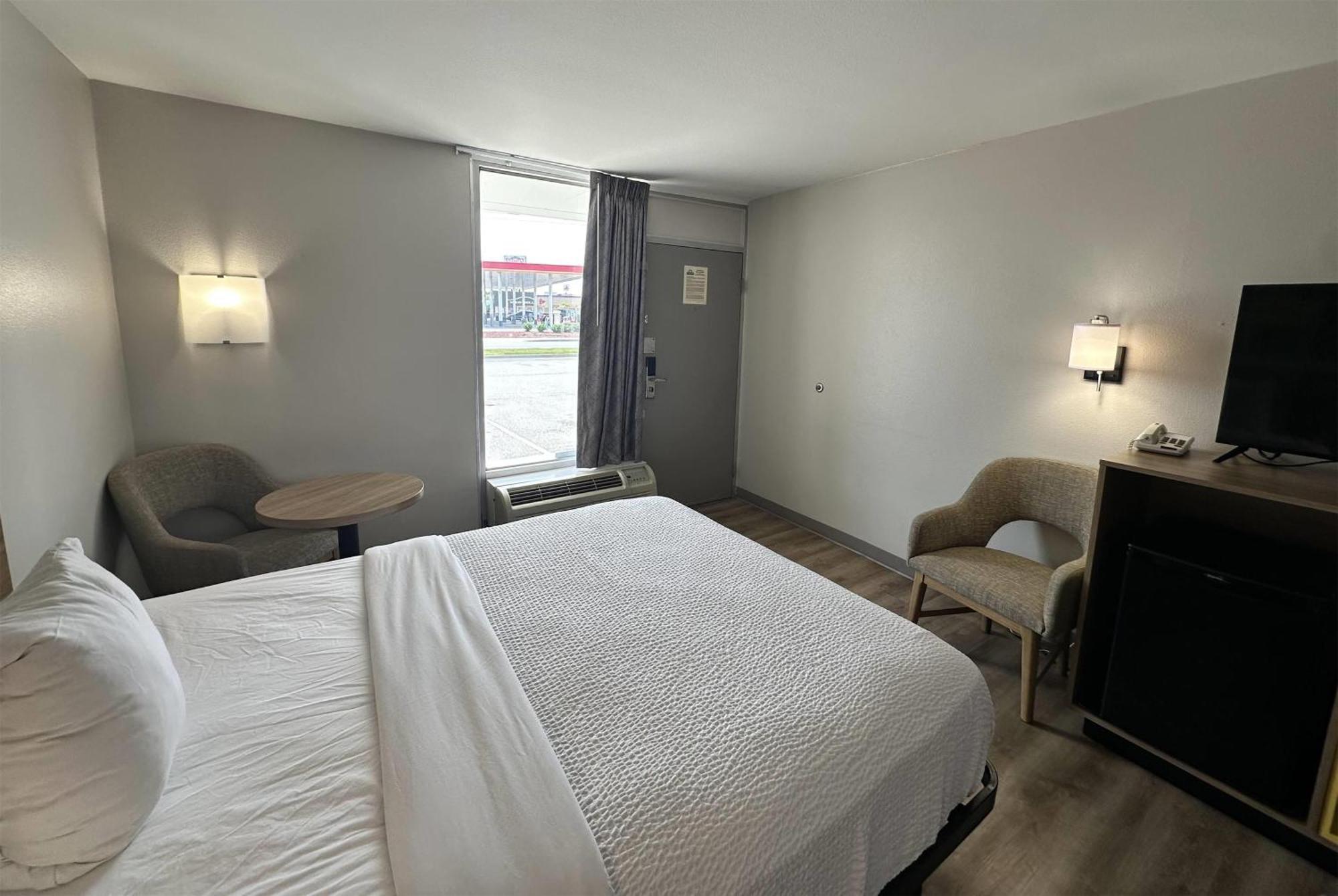 Days Inn By Wyndham Adel I-75 Zewnętrze zdjęcie