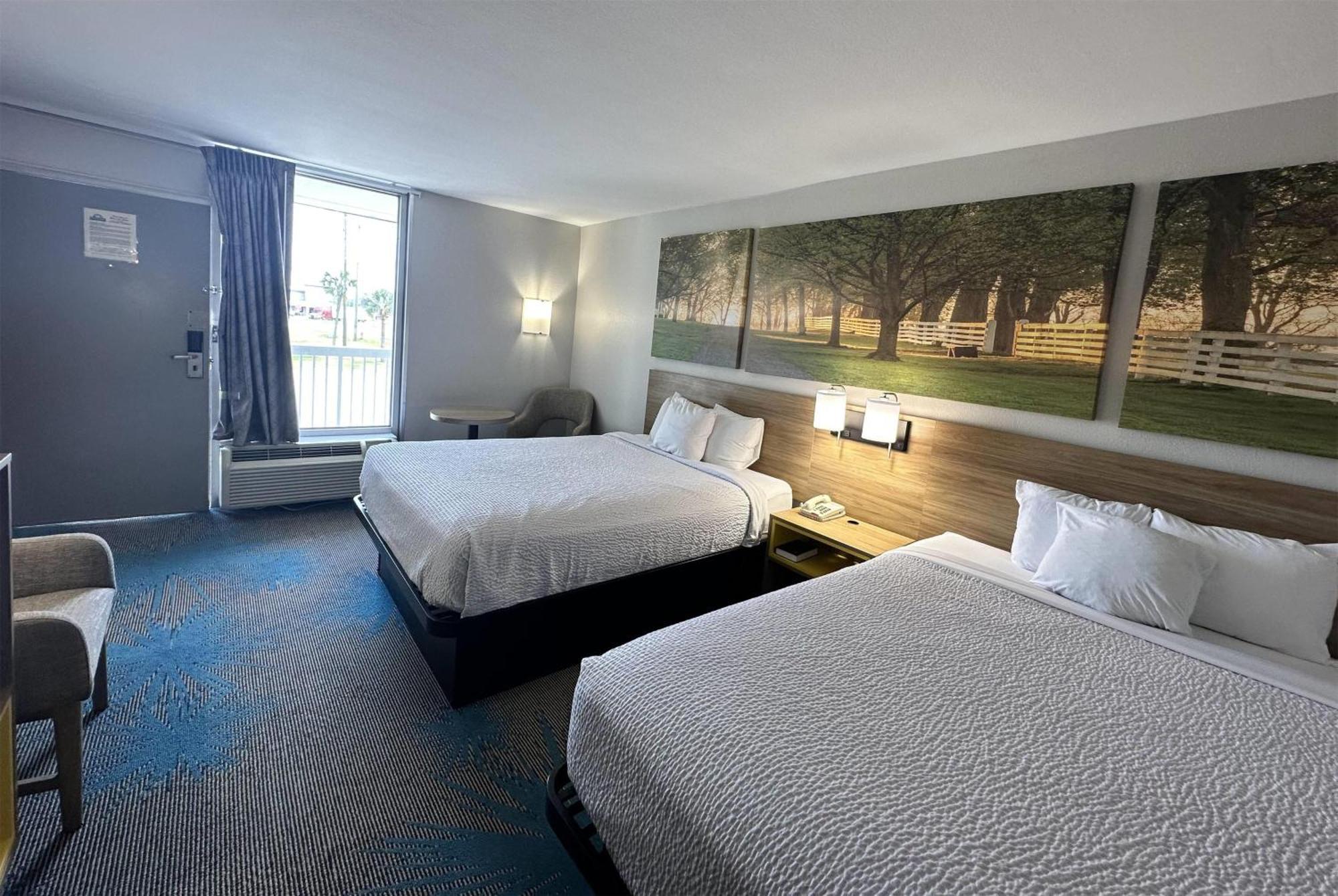 Days Inn By Wyndham Adel I-75 Zewnętrze zdjęcie