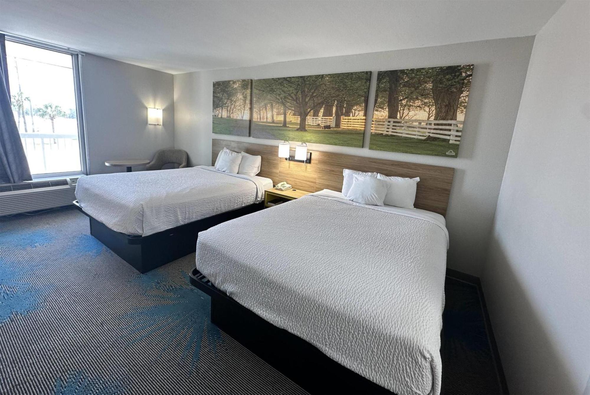 Days Inn By Wyndham Adel I-75 Zewnętrze zdjęcie